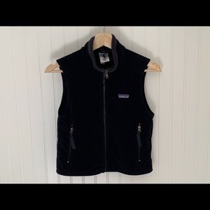 Kid’s Patagonia Fleece Vest Size Small Black